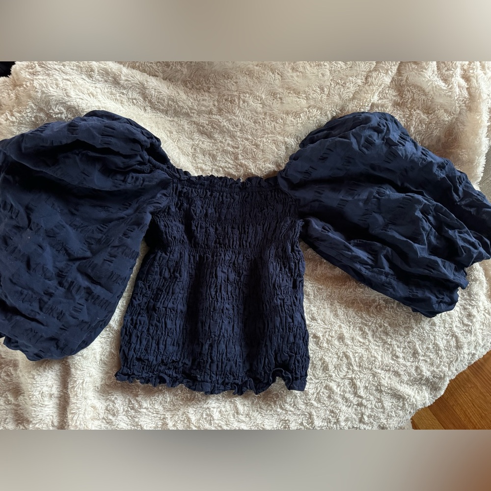 Never worn.